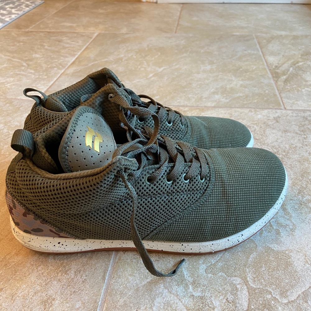 Strike Movement Chill Pill Transit Mid 10/11.5